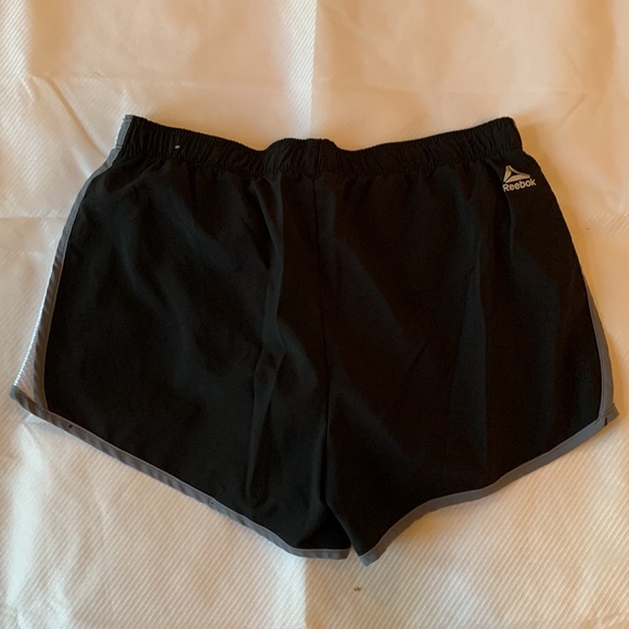 Reebok athletic shorts - Picture 3 of 6